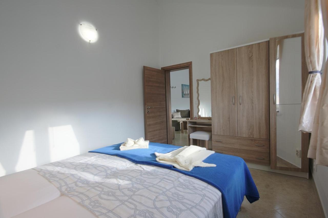 Apartmani Srdoc Baska  Bagian luar foto